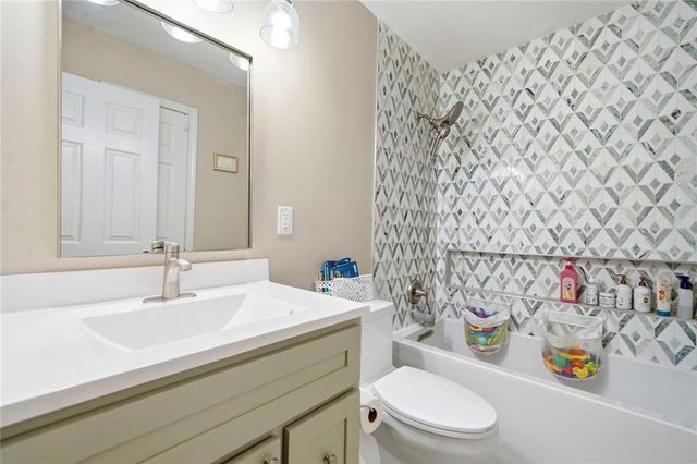285 Hidden Branches Trail, Canton, GA 30115