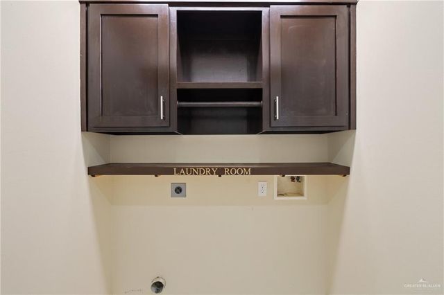 4914 Mission Street, Edinburg, TX 78542