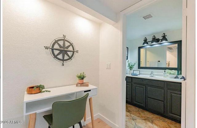 4554 E PARADISE VILLAGE Parkway N 228, Phoenix, AZ 85032