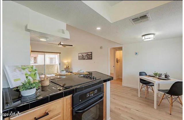 4554 E PARADISE VILLAGE Parkway N 228, Phoenix, AZ 85032