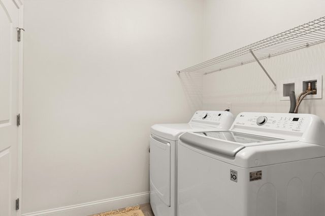 44 Methuen Road, Dracut, MA 01826