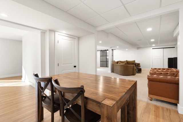 44 Methuen Road, Dracut, MA 01826