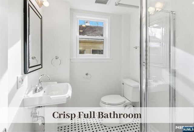 10 Zazzetti Street 1, Waldwick, NJ 07463