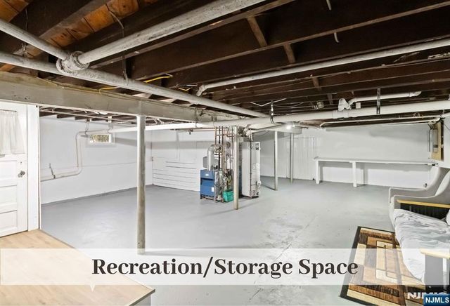 10 Zazzetti Street 1, Waldwick, NJ 07463