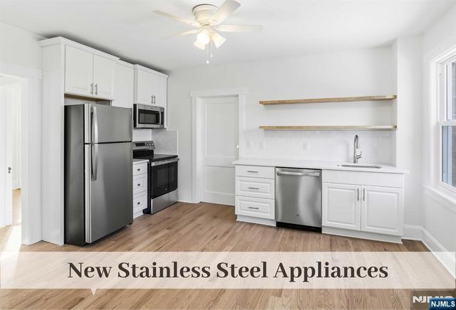 10 Zazzetti Street 1, Waldwick, NJ 07463