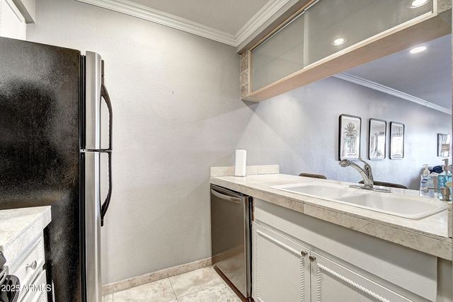 7625 E CAMELBACK Road B203, Scottsdale, AZ 85251