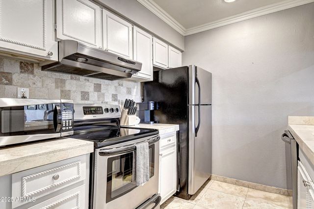 7625 E CAMELBACK Road B203, Scottsdale, AZ 85251