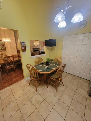 100 Crescent CT, Yorktown, VA 23693