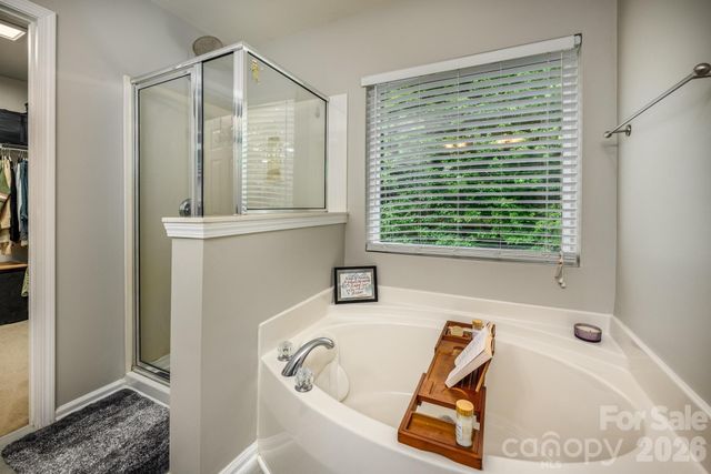 2911 Glazer Valley Court, Charlotte, NC 28214