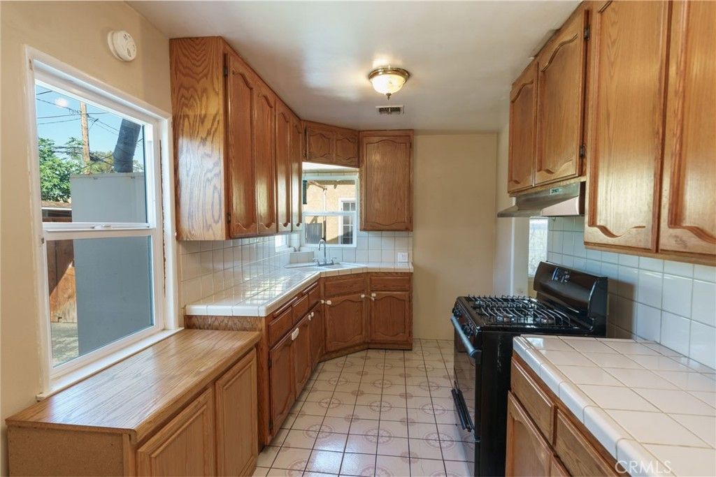 Image 16 of property listing at 10521 Ben Avon Street, Whittier, CA 90606