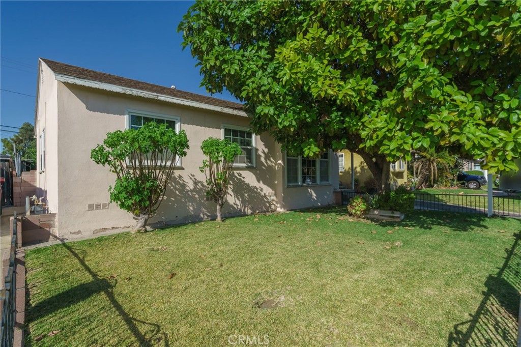 Image 2 of property listing at 10521 Ben Avon Street, Whittier, CA 90606