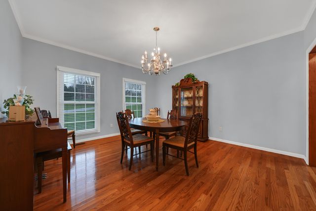 5216 EDINBURGH WAYE, Jefferson City, MO 65101