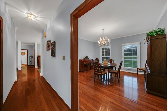 5216 EDINBURGH WAYE, Jefferson City, MO 65101