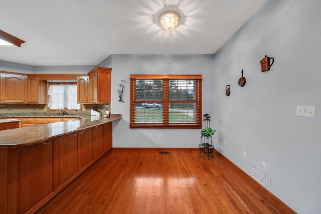 5216 EDINBURGH WAYE, Jefferson City, MO 65101