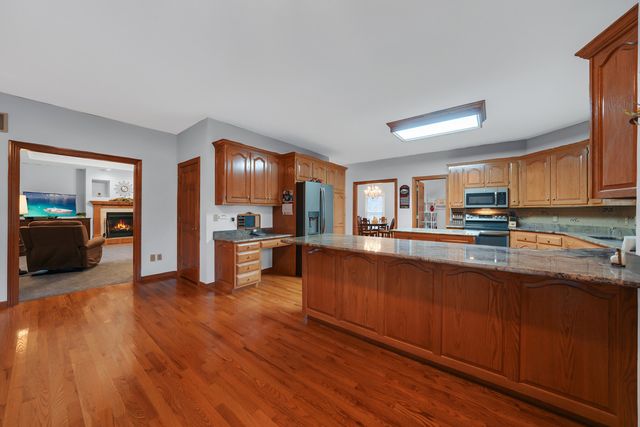 5216 EDINBURGH WAYE, Jefferson City, MO 65101