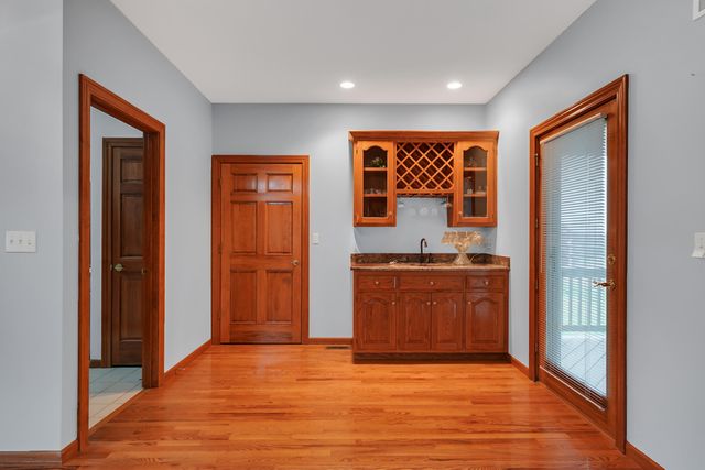 5216 EDINBURGH WAYE, Jefferson City, MO 65101