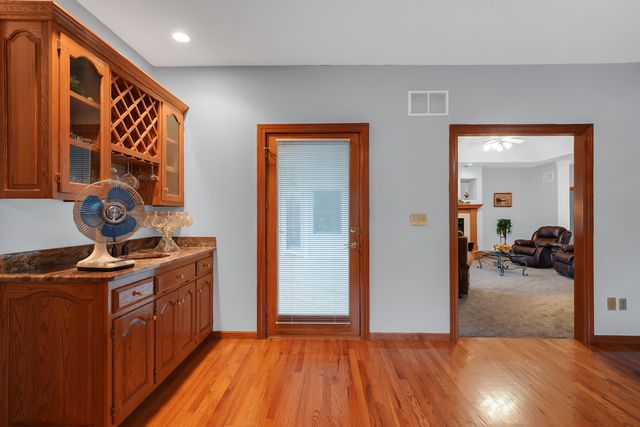 5216 EDINBURGH WAYE, Jefferson City, MO 65101