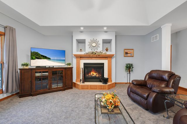 5216 EDINBURGH WAYE, Jefferson City, MO 65101