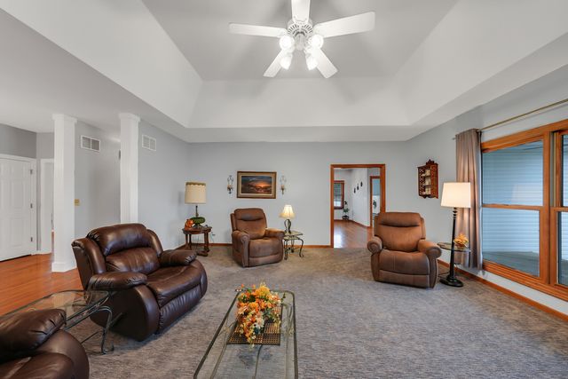 5216 EDINBURGH WAYE, Jefferson City, MO 65101