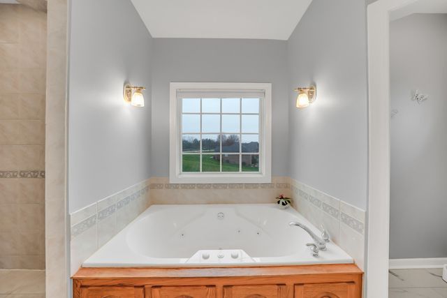 5216 EDINBURGH WAYE, Jefferson City, MO 65101