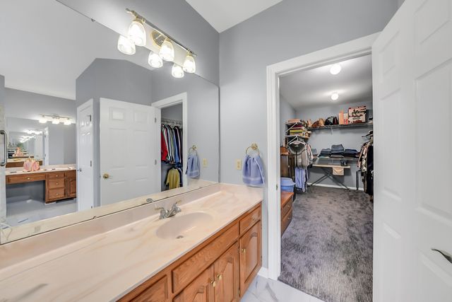 5216 EDINBURGH WAYE, Jefferson City, MO 65101