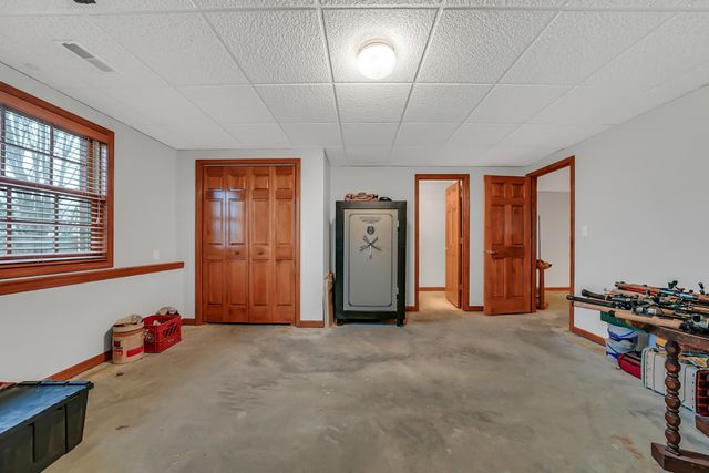 5216 EDINBURGH WAYE, Jefferson City, MO 65101