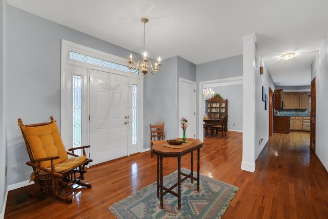 5216 EDINBURGH WAYE, Jefferson City, MO 65101