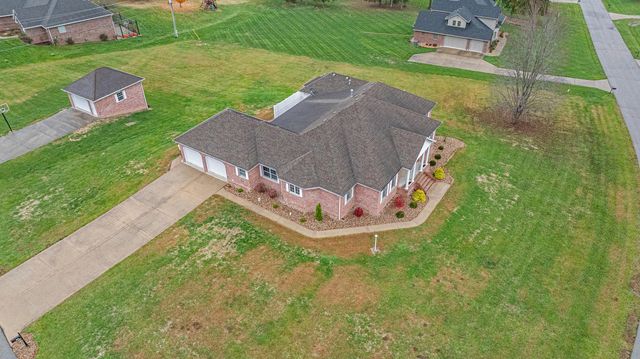 5216 EDINBURGH WAYE, Jefferson City, MO 65101