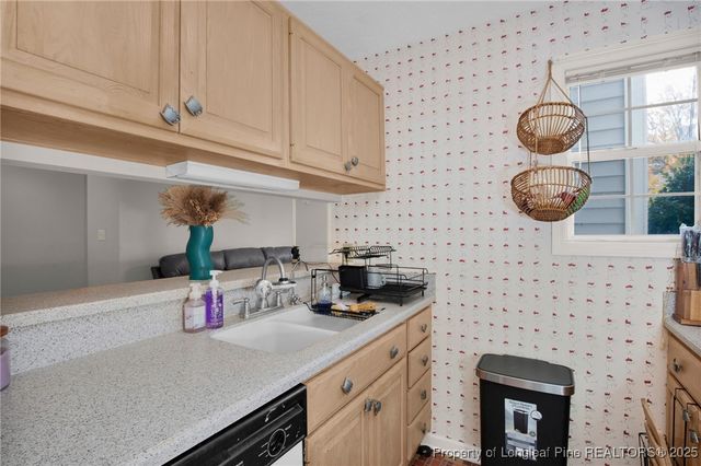 250 Waterdown Drive 4, Fayetteville, NC 28314