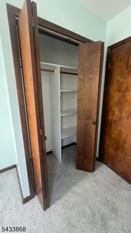 281 Main St, East Rutherford Boro, NJ 07073