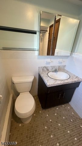 281 Main St, East Rutherford Boro, NJ 07073