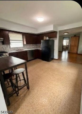 281 Main St, East Rutherford Boro, NJ 07073