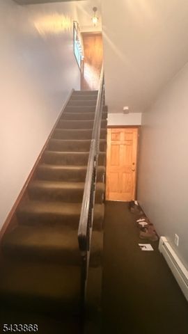 281 Main St, East Rutherford Boro, NJ 07073