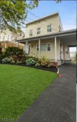 281 Main St, East Rutherford Boro, NJ 07073