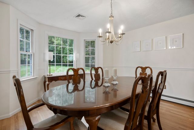 12 Jasmine Rd, Medway, MA 02053