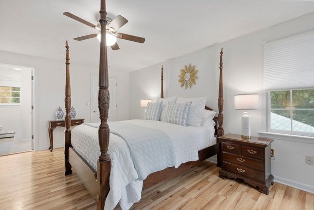 12 Jasmine Rd, Medway, MA 02053