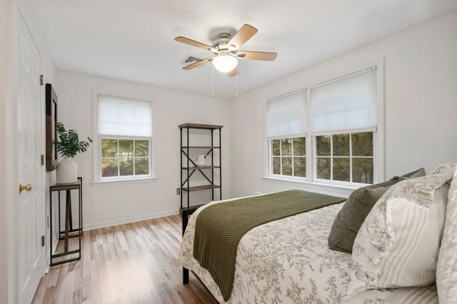 12 Jasmine Rd, Medway, MA 02053