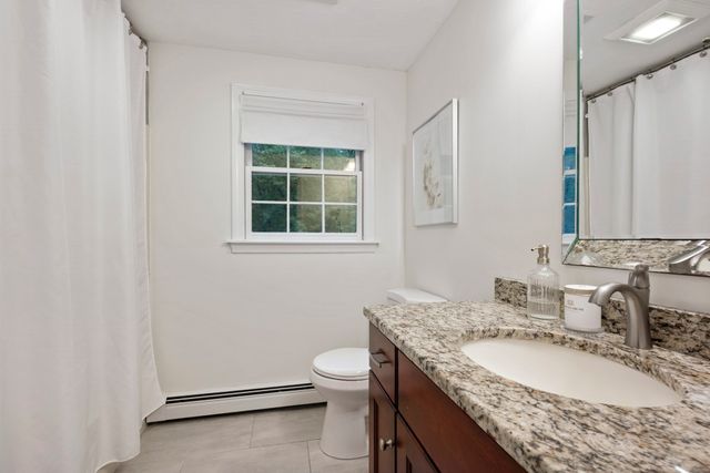 12 Jasmine Rd, Medway, MA 02053
