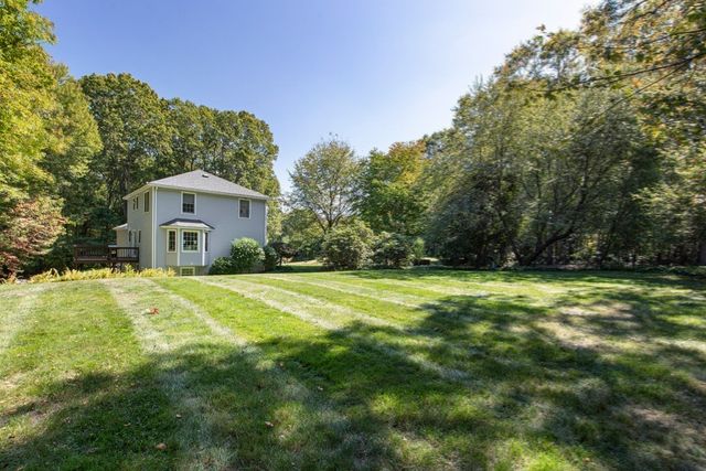 12 Jasmine Rd, Medway, MA 02053