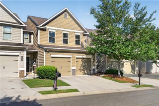 3383 Castleberry Village Circle 150, Cumming, GA 30040