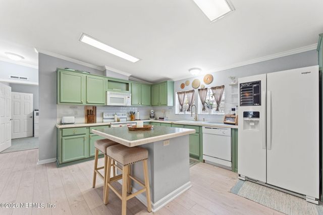 15666 SEARS Road, Jacksonville, FL 32218