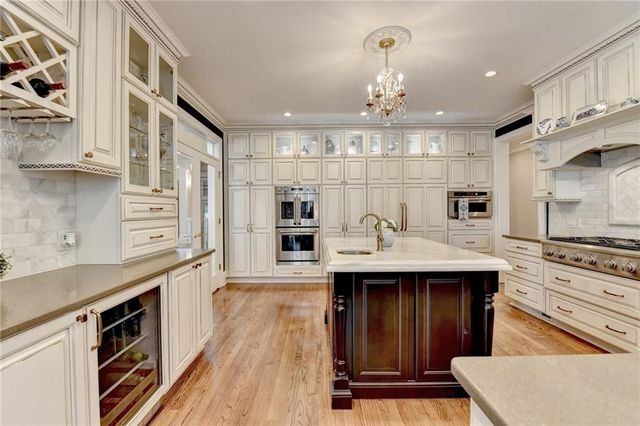 6680 Sunbriar Drive, Cumming, GA 30040