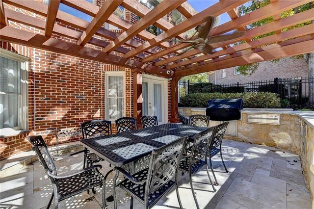 6680 Sunbriar Drive, Cumming, GA 30040