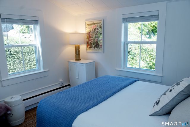 19 Pearl Street, Groton, CT 06355