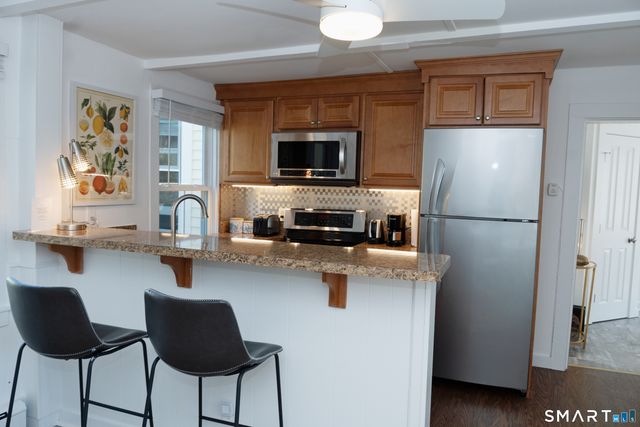 19 Pearl Street, Groton, CT 06355