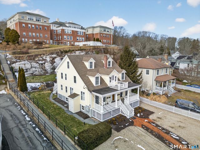 19 Pearl Street, Groton, CT 06355