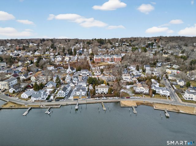 19 Pearl Street, Groton, CT 06355