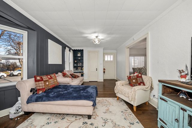 6514 Sinclair Avenue, Berwyn, IL 60402