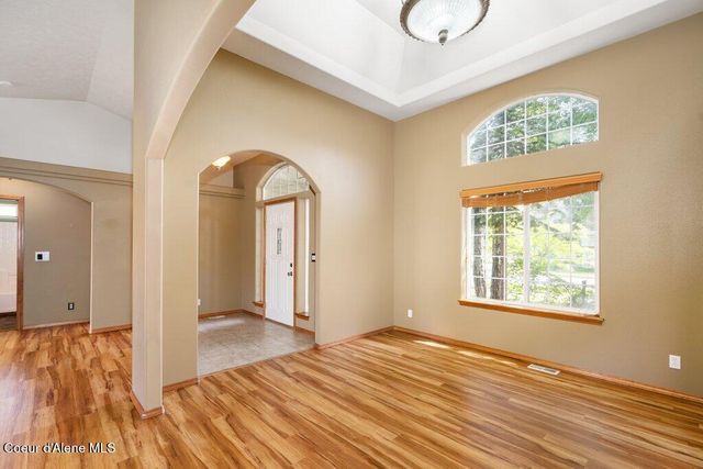 8903 N Newcastle LN, Hayden, ID 83835