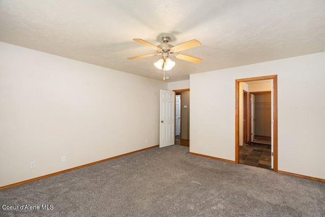 8903 N Newcastle LN, Hayden, ID 83835